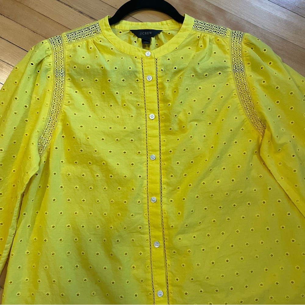 J. CREW Eyelet Lace Button Front Top Shirt Blouse Puff Sleeve Coquette Preppy - Picture 2 of 12